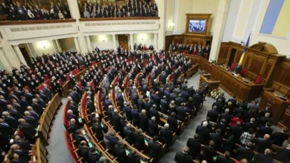 Рада розгляне питання про референдум 29 квітня - Петренко