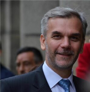 428657_345038628874044_121819945_n