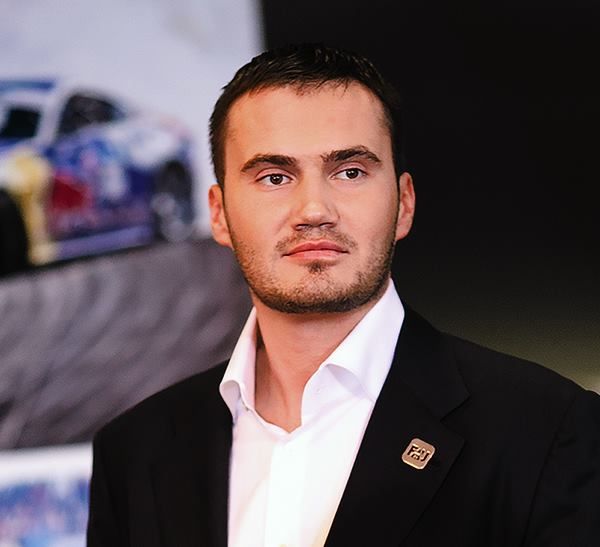 Янукович-молодший вийшов з Партії регіонів , бо втомився від брехні