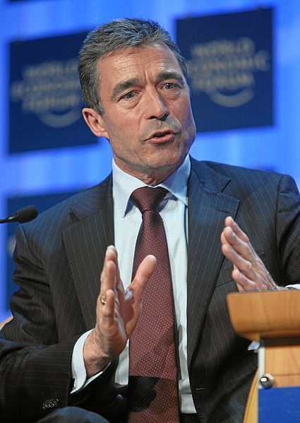 425px-Anders_Fogh_Rasmussen_-_World_Economic_Forum_Annual_Meeting_Davos_2008