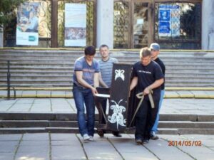 Екстреміст з Майдану зіграв у Рівному