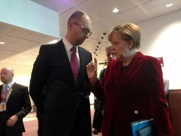 Янецюк вечерятиме в компанії Меркель, Лянке та Гарібашвілі