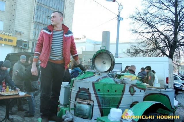 Лучан частували «військовим кулішем»