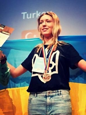 На міжнародному конкурсі InfoMATRIX 2015 лауреат - студентка СНУ