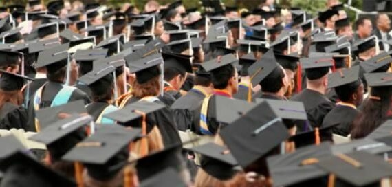 Уряд призначив стипендії студентам з Рівненщини