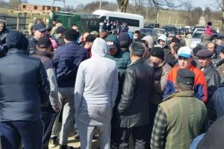 Контрабандисти пікетують через блокування одного із контрабандних шляхів