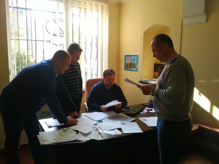 молодь і депутати