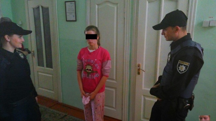 Поліція Чернівців знайшла дівчинку доволі оперативно