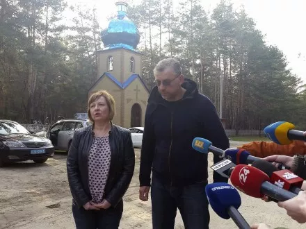 Батьки Тараса Познякова попросили журналістів публікувати правдиві дані