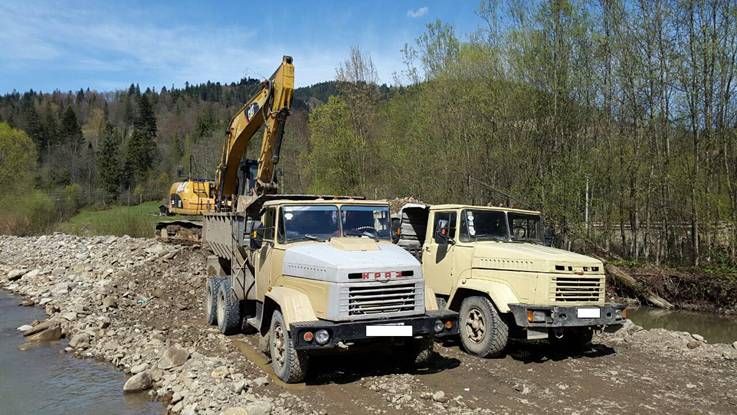На Львівщині правоохоронці призупинили незаконний видобуток гравію