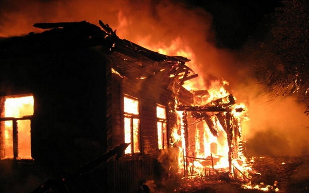 Пожежники лівкідовують загорання