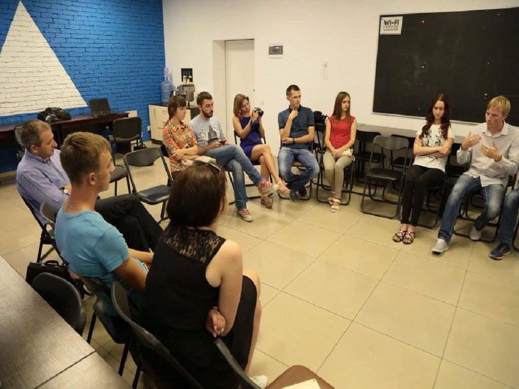 Рівненські експерти: Чи варто забирати стипендію у студентів?