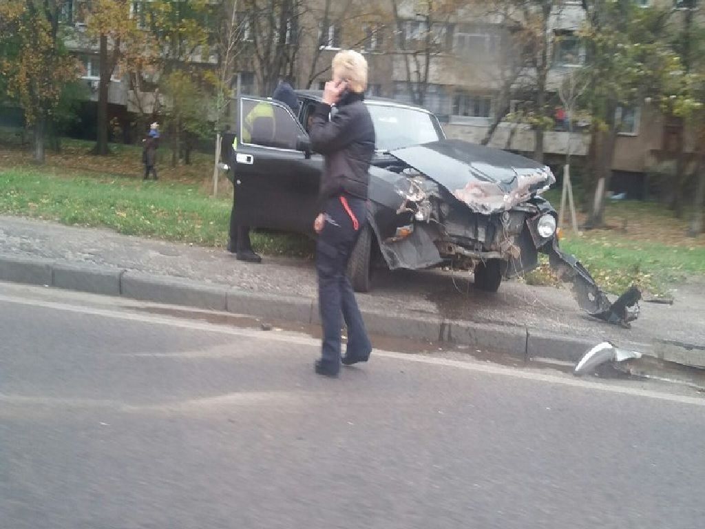 У Львові ДТП: зіткнулися “Волга” та “Toyota” (Фото)