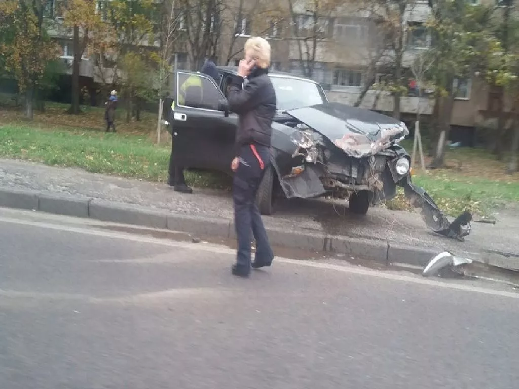 У Львові ДТП: зіткнулися “Волга” та “Toyota” (Фото)