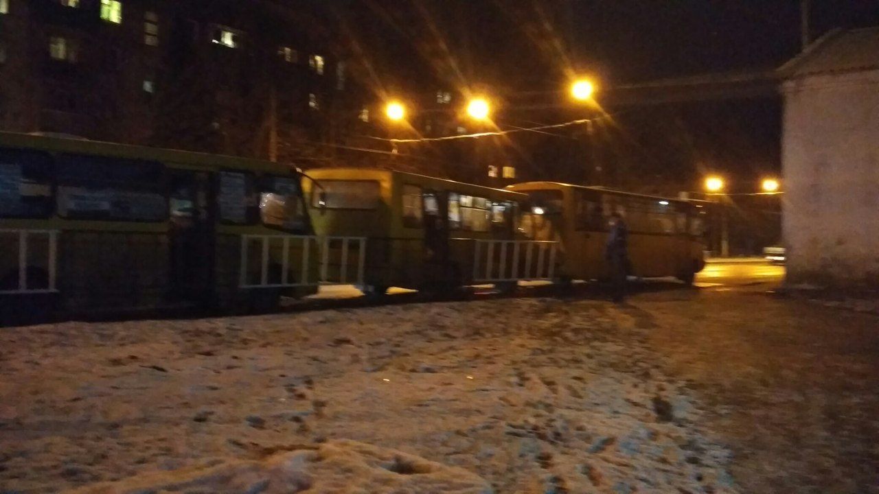 У Львові в ДТП зіткнулося три маршрутки