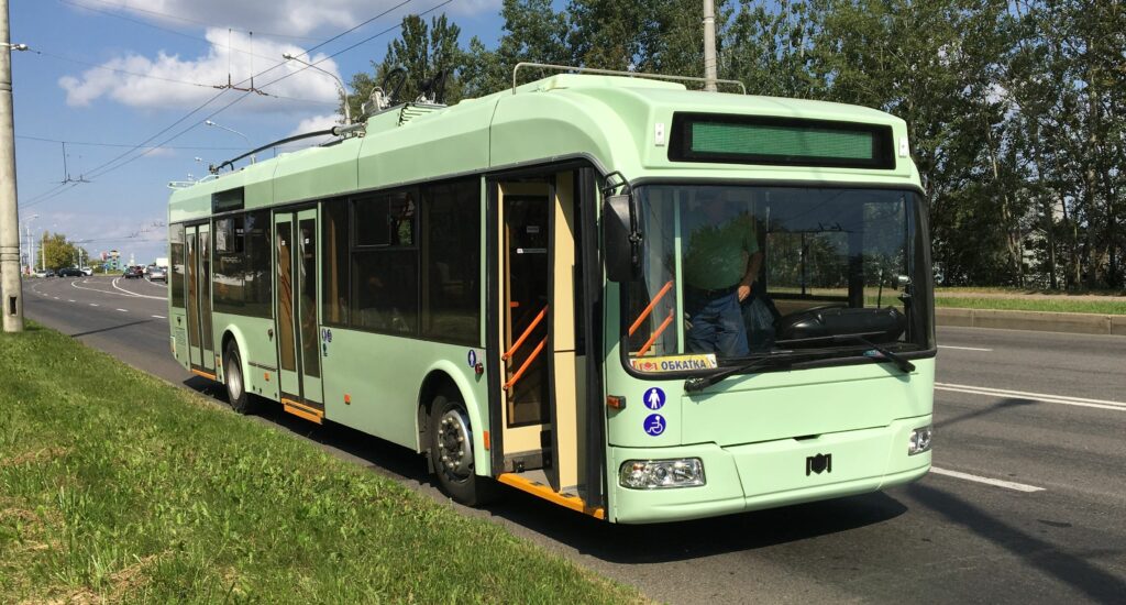 тролейбуси моделі 32100D