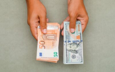 Курс НБУ на 24 вересня: долар подорожчав до 44,85 грн, євро подешевшав до 51,18 грн