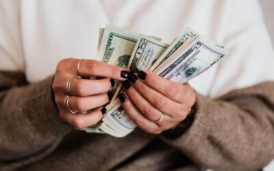 Курс валют 22 вересня: долар і євро подорожчали за офіційним курсом НБУ