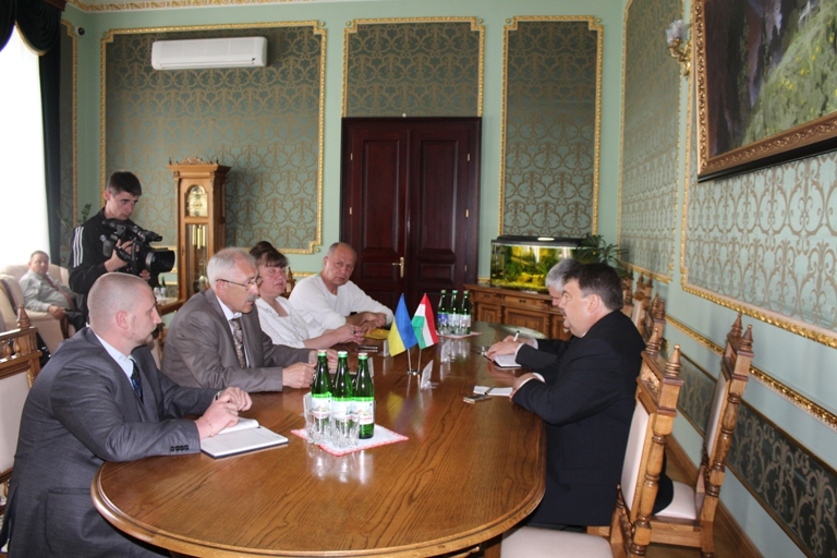У Чернівцях з метою благодійності виступить угорський ансамбль
