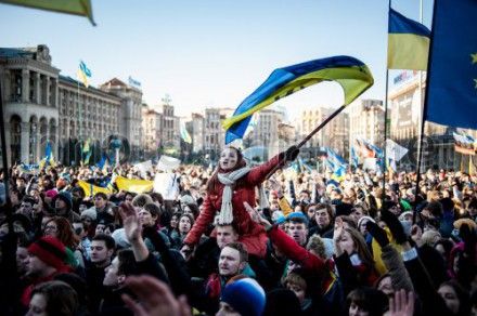 На Рівненщині стартував проект “Євромайдан в об’єктиві рівнян”.