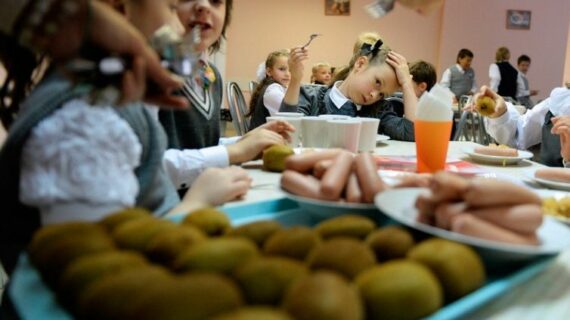 чиновники на півроку розтягли проведення тендеру