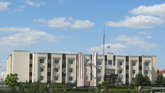 У Вараші фальсифікують підписи
