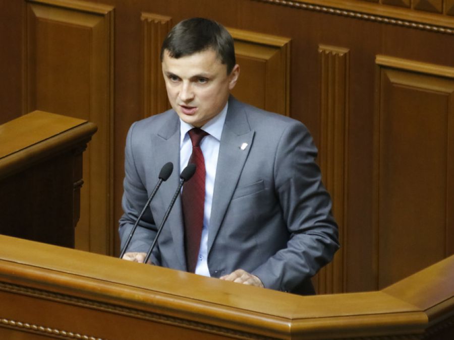 Мажоритарник від Тернопільщини пропустив більше 90% голосувань за сесію