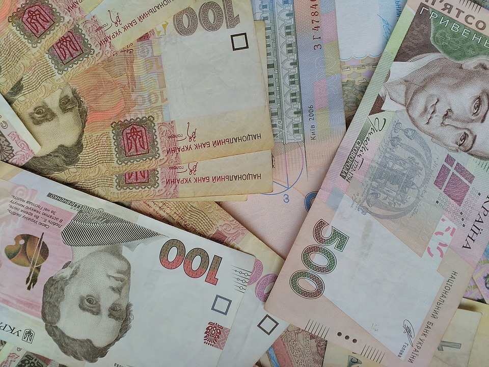 НБУ стабілізує валютний ринок завдяки інтервенціям у липні-серпні