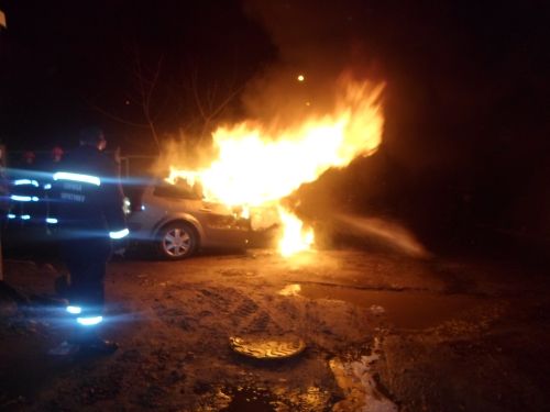 Рівненському активісту спалили автомобіль