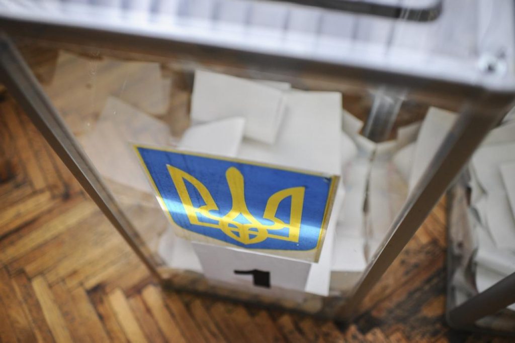 На виборах в ОТГ Західної України зафіксували порушення
